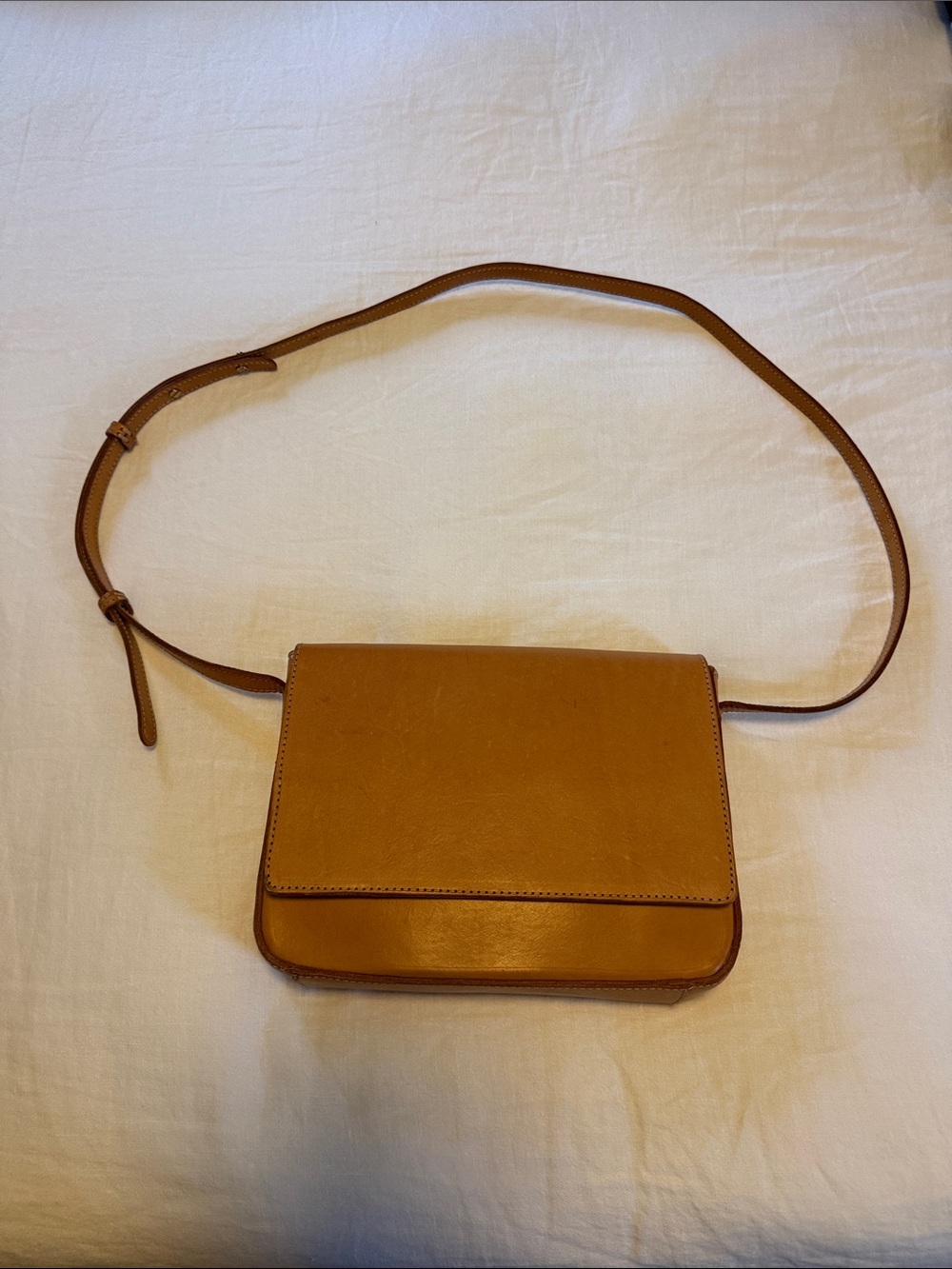 Nisolo Untreated Vachetta Leather Crossbody